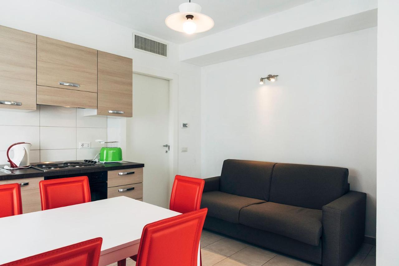 House By Domusaway Apartment
