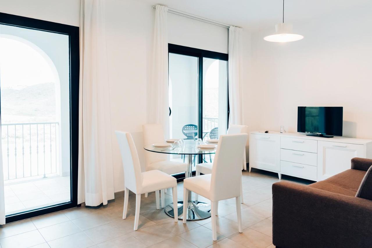 Apartment House By Domusaway
